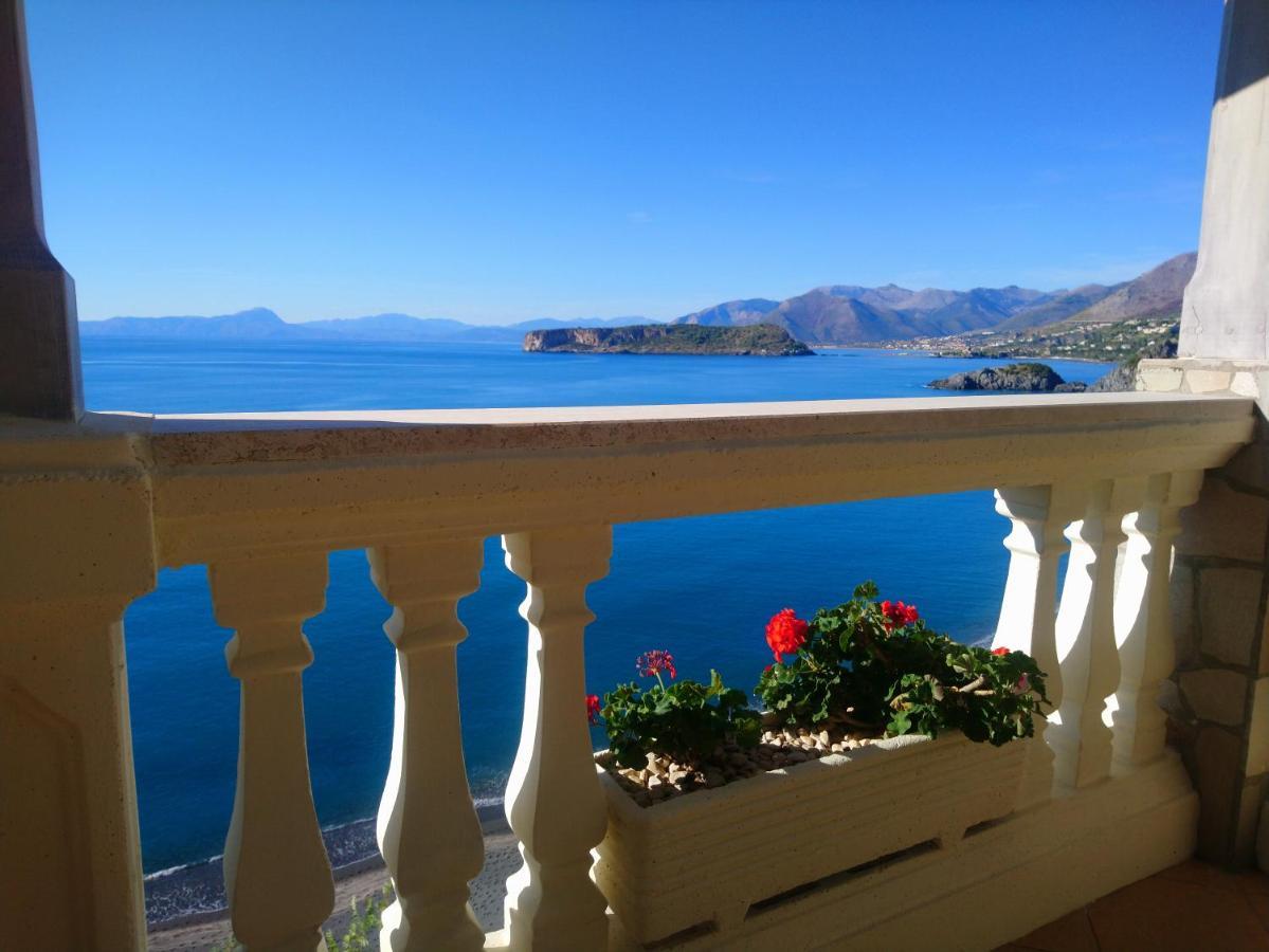 B&B Villa La Petra Сан-Никола-Арчелла Экстерьер фото